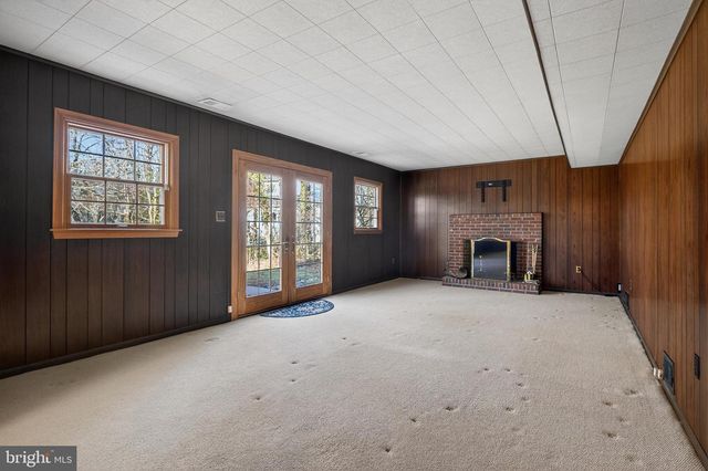 9 RYDAL DR, Lawrence Township, NJ 08648