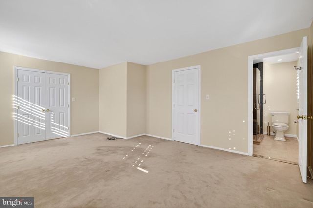 9 RYDAL DR, Lawrence Township, NJ 08648