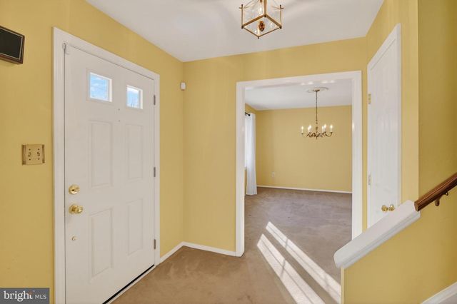 9 RYDAL DR, Lawrence Township, NJ 08648