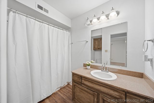 7455 S Yale Avenue 138, Tulsa, OK 74136