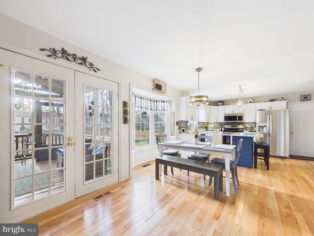 3689 HETTEN LN, Woodbridge, VA 22193