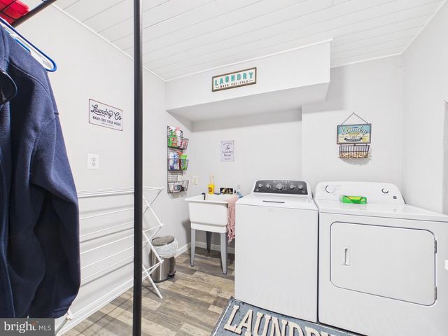 3689 HETTEN LN, Woodbridge, VA 22193