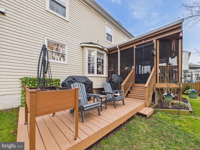 3689 HETTEN LN, Woodbridge, VA 22193