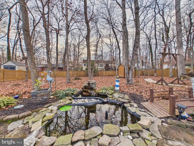 3689 HETTEN LN, Woodbridge, VA 22193