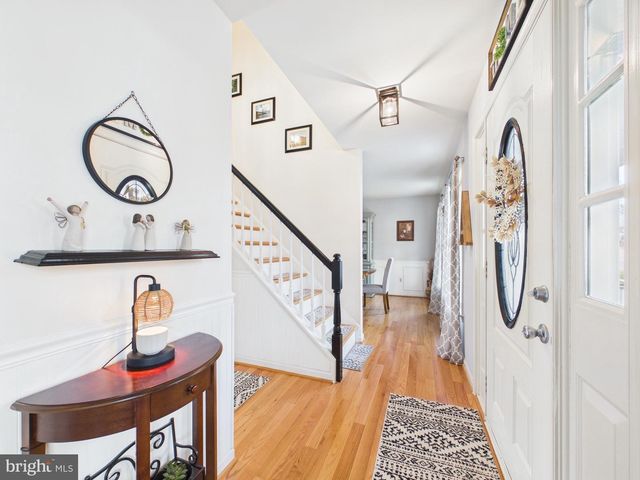 3689 HETTEN LN, Woodbridge, VA 22193