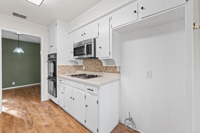 1108 Trace Road, Cleburne, TX 76033