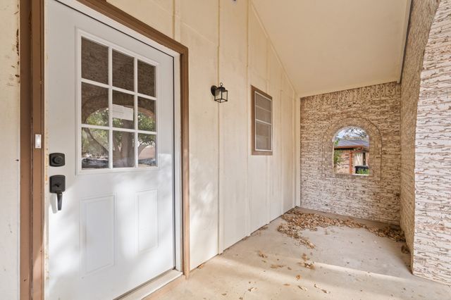 1108 Trace Road, Cleburne, TX 76033