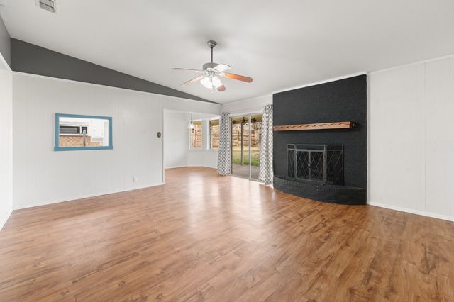 1108 Trace Road, Cleburne, TX 76033