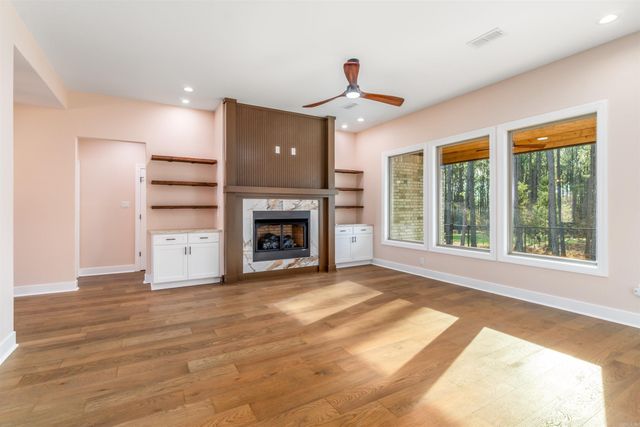 34 Victoria Lane, Hot Springs Village, AR 71909