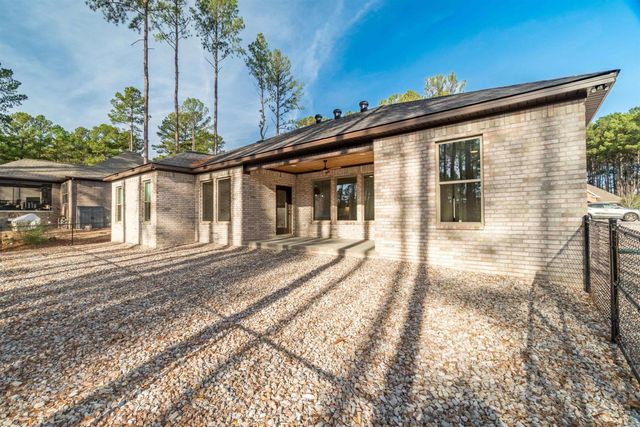 34 Victoria Lane, Hot Springs Village, AR 71909