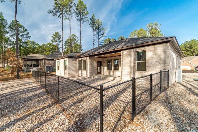 34 Victoria Lane, Hot Springs Village, AR 71909