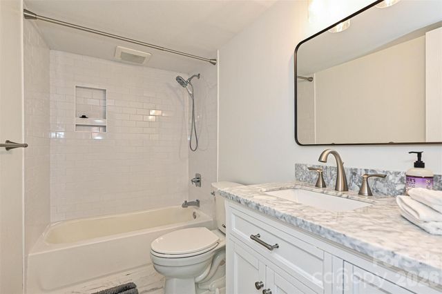 4755 Hedgemore Drive D, Charlotte, NC 28209