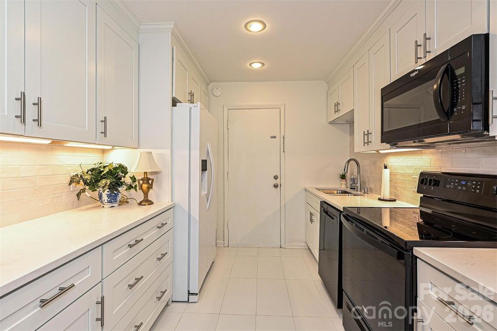 4755 Hedgemore Drive D, Charlotte, NC 28209