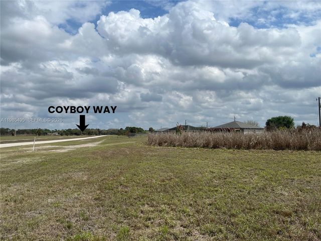 7025 Beaver Cir, La Belle, FL 33935