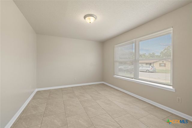 1112 Magnolia Street, Copperas Cove, TX 76522