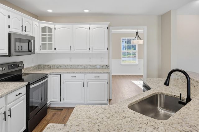 565 Cardinal Road, Ringgold, GA 30736