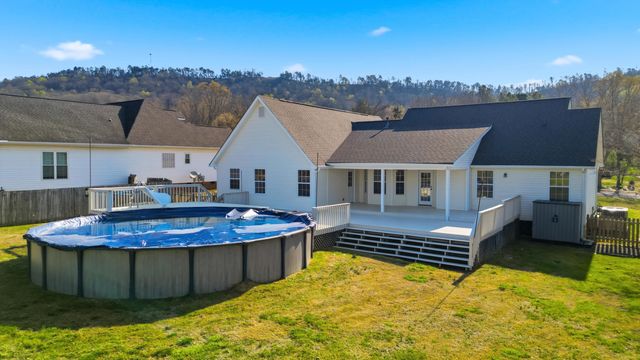 565 Cardinal Road, Ringgold, GA 30736