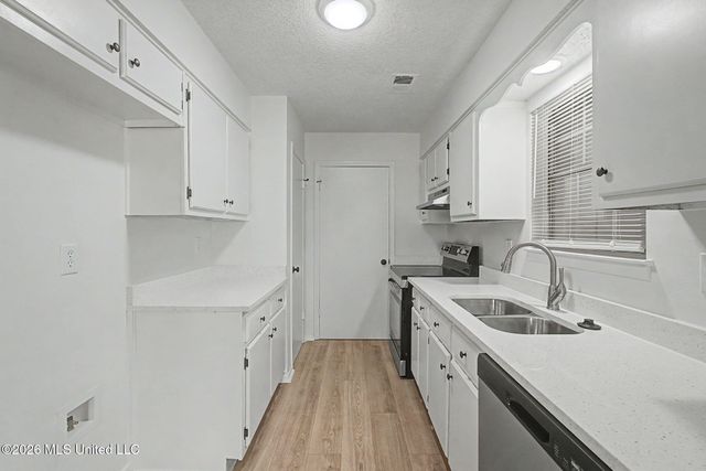 3590 Pembrook Drive, Horn Lake, MS 38637