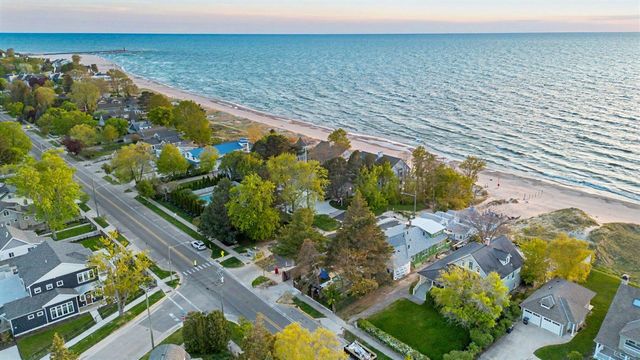 409 N Shore Drive, South Haven, MI 49090