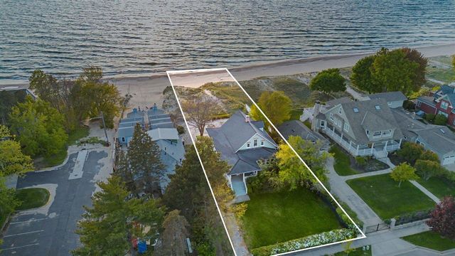 409 N Shore Drive, South Haven, MI 49090