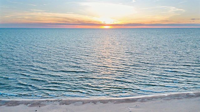 409 N Shore Drive, South Haven, MI 49090
