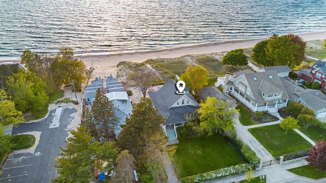 409 N Shore Drive, South Haven, MI 49090