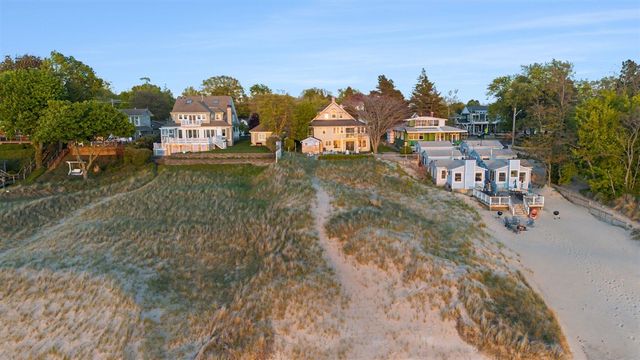 409 N Shore Drive, South Haven, MI 49090