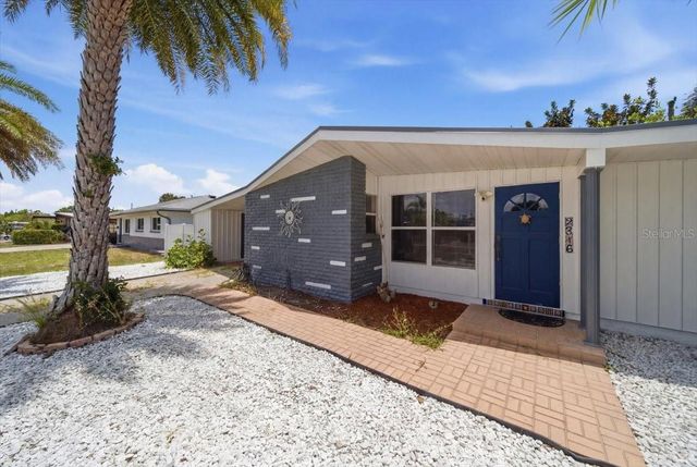 2316 HOLYOKE AVENUE, Bradenton, FL 34207