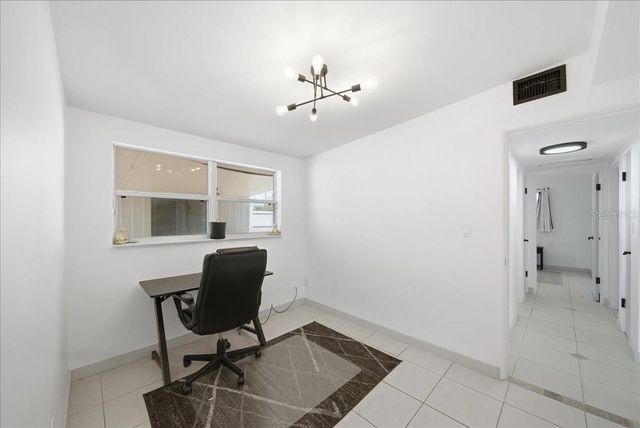 2316 HOLYOKE AVENUE, Bradenton, FL 34207