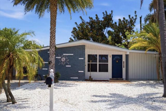2316 HOLYOKE AVENUE, Bradenton, FL 34207