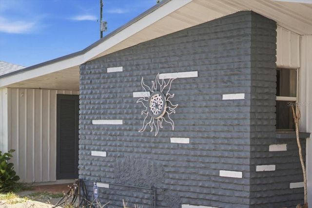 2316 HOLYOKE AVENUE, Bradenton, FL 34207