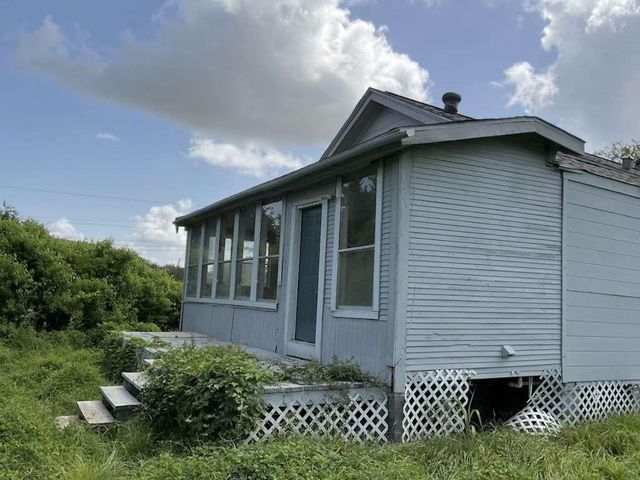 110 Spencer Street, Brazoria, TX 77422