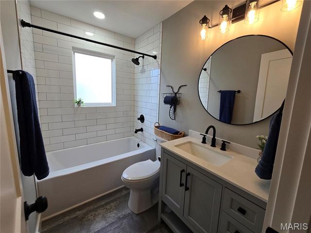 1003 W Saint Francis Street, Dexter, MO 63841