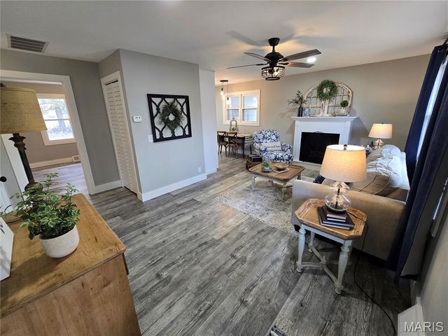 1003 W Saint Francis Street, Dexter, MO 63841