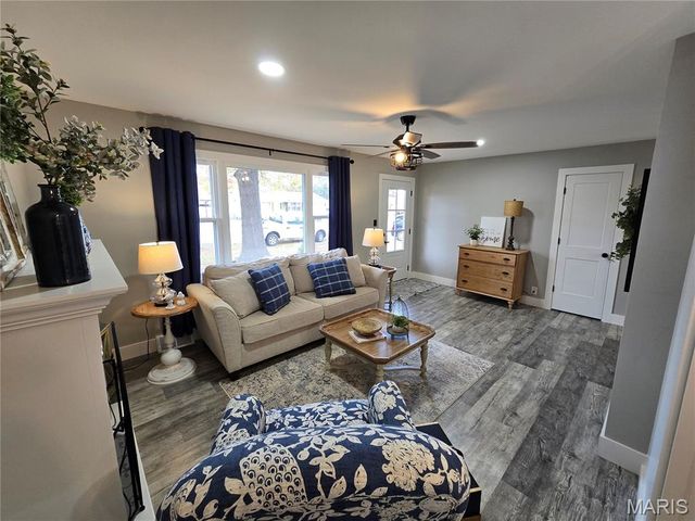 1003 W Saint Francis Street, Dexter, MO 63841