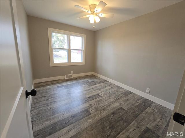 1003 W Saint Francis Street, Dexter, MO 63841