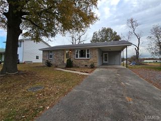 1003 W Saint Francis Street, Dexter, MO 63841