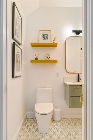 165 Putnam Avenue B, Cambridge, MA 02138