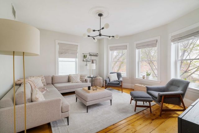 165 Putnam Avenue B, Cambridge, MA 02138