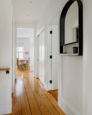 165 Putnam Avenue B, Cambridge, MA 02138