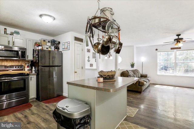 648 PLATT MOUNTAIN LN, Inwood, WV 25428