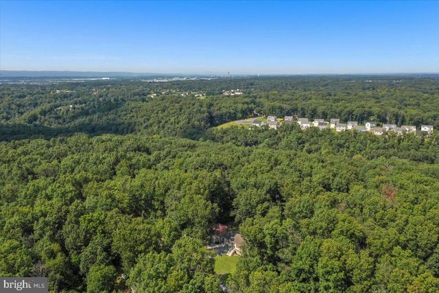 648 PLATT MOUNTAIN LN, Inwood, WV 25428