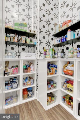 371 QUIET CREEK DR, Gettysburg, PA 17325