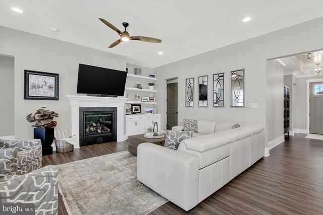 371 QUIET CREEK DR, Gettysburg, PA 17325