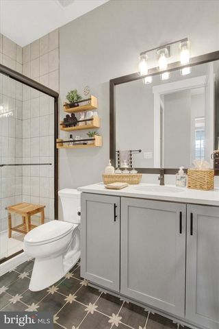 371 QUIET CREEK DR, Gettysburg, PA 17325