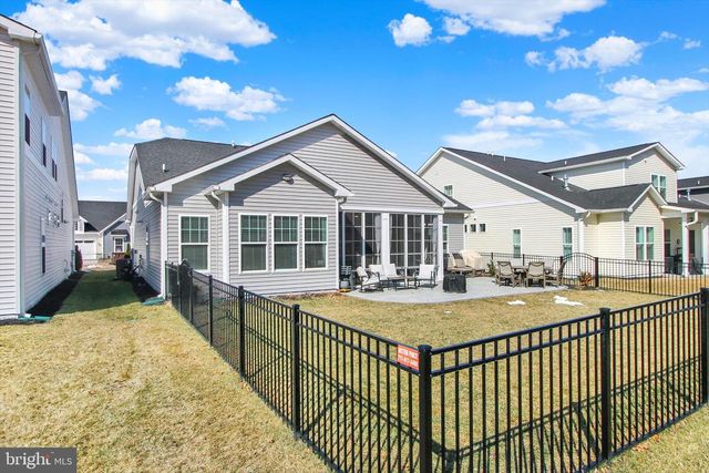 371 QUIET CREEK DR, Gettysburg, PA 17325