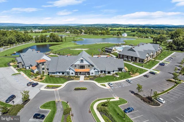 371 QUIET CREEK DR, Gettysburg, PA 17325