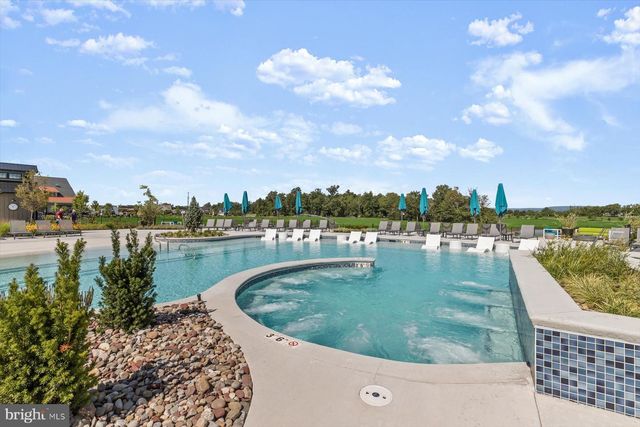 371 QUIET CREEK DR, Gettysburg, PA 17325