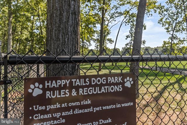 371 QUIET CREEK DR, Gettysburg, PA 17325