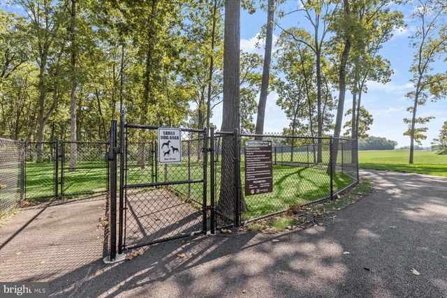 371 QUIET CREEK DR, Gettysburg, PA 17325